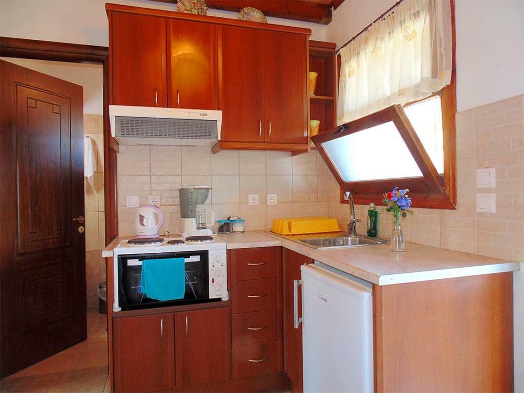 Appartamento Christinas Lofts Ágios Matthaíos Esterno foto