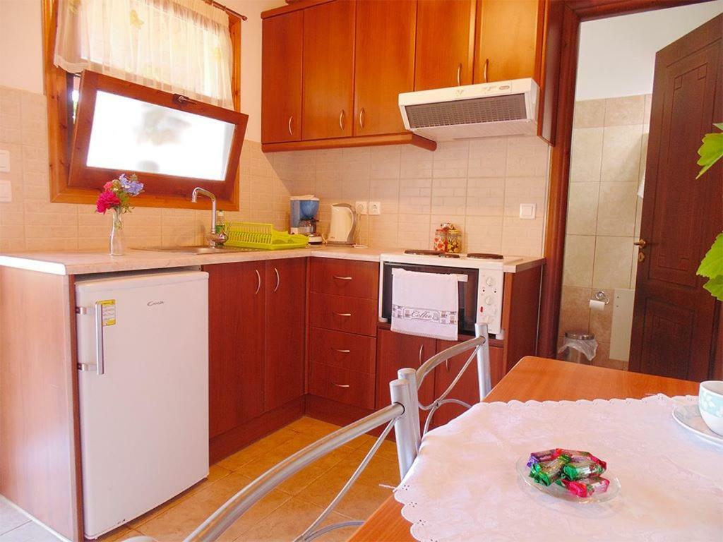Appartamento Christinas Lofts Ágios Matthaíos Esterno foto